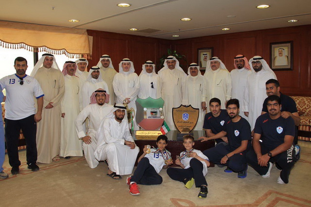 د/فليطح استقبل كراتية ومبارزة نادى الشباب